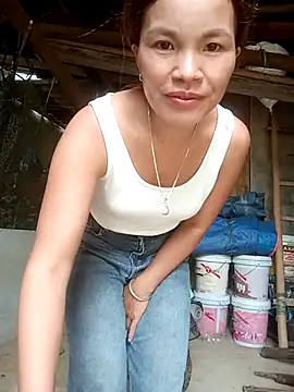nangmo live cam on StripChat