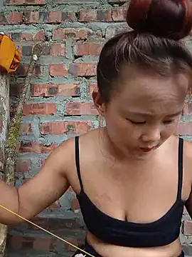 Hanhphuc_x live cam on StripChat
