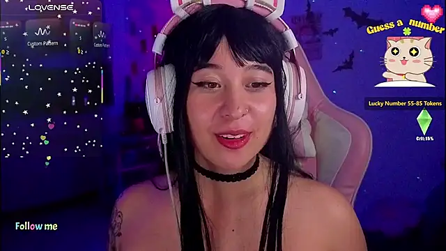 Celeste_Bauman webcam