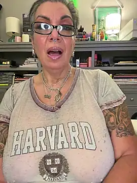 dieseldame1313 webcam