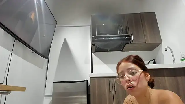 Miranda-cambell live sex cam