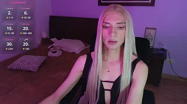 mirandahabach333 live sex cam