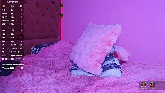 TheBatMansion live sex cam