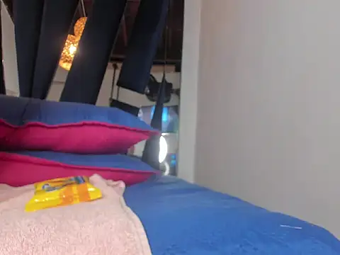bunny_superstar webcam
