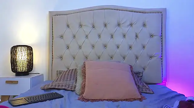 Sofia_Blosom webcam