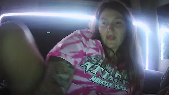 Angelk43 live cam on StripChat