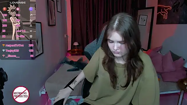Dilara_xBaby live cam on StripChat