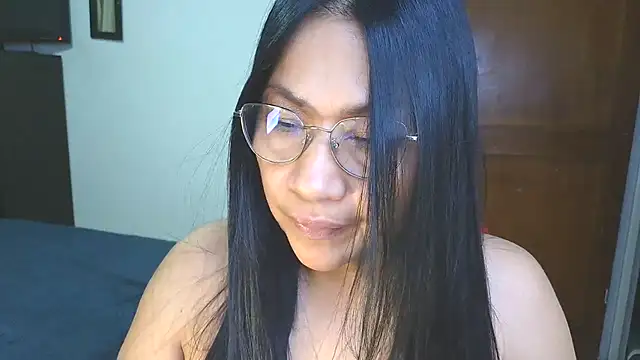 LissafeetHott live cam on StripChat