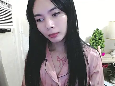 devine_goddess webcam