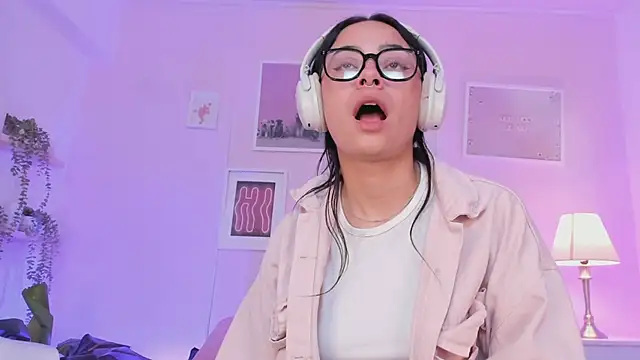 Ivyy_sweet_ webcam