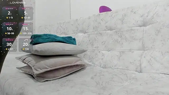 roxy_rebel live cam on StripChat