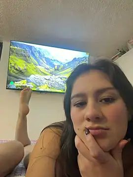 Valery__rosss live cam on StripChat