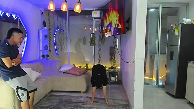 Houseofwarrios webcam