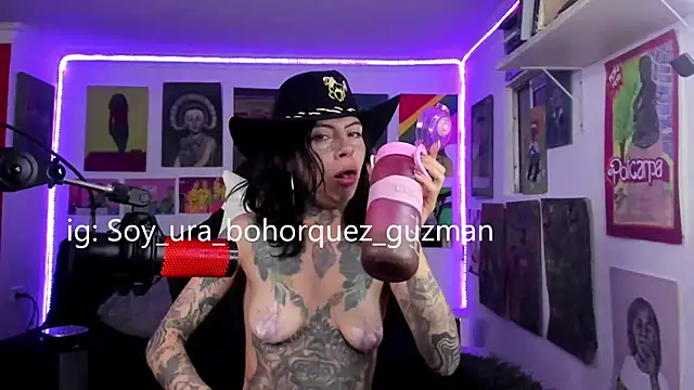 ura_laurapanda webcam
