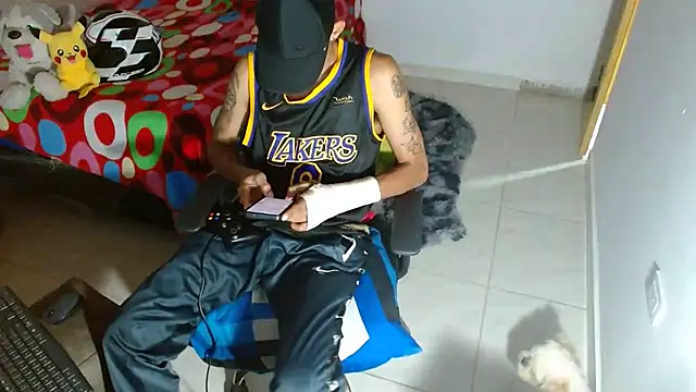 skinny23cm webcam