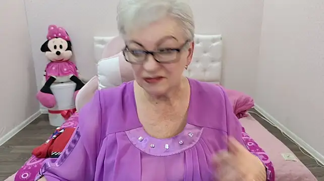 KayleSmoll webcam