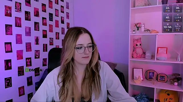 luna_berryy webcam