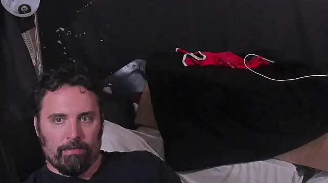 Metalstud webcam