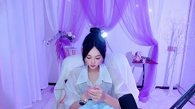 Tili_Lucky webcam