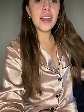 ambar_bge (F young) - Fingers in my pussy🫦😈❤️