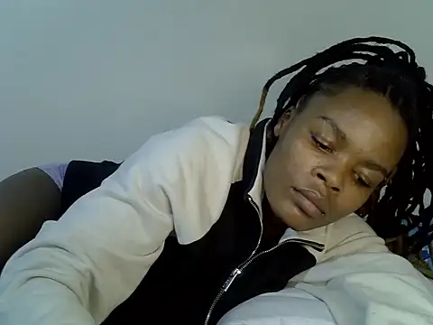 destiny_ellah webcam