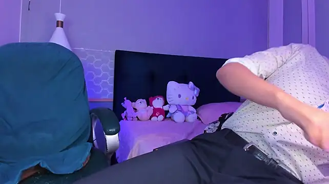 Tsuki_Maru live cam on StripChat