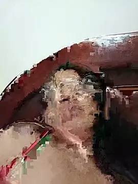 emilif_ (F mature) - Change of scenery + sexy dance