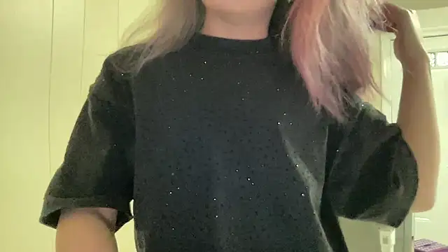 sexylilly69 webcam
