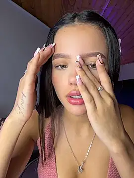 Sofia18_pinkk webcam