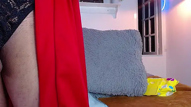 emma_cut3_ webcam