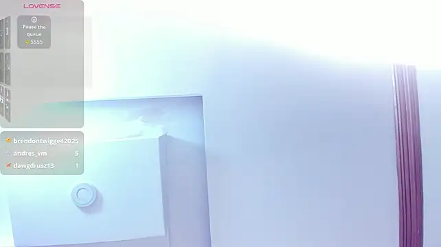 Karolay_Rose webcam