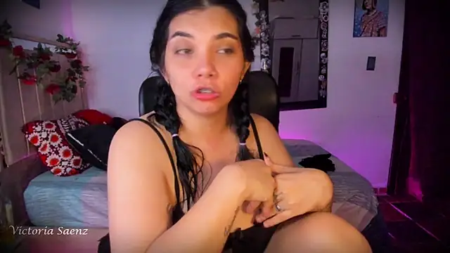 victoriaasaenz_ webcam