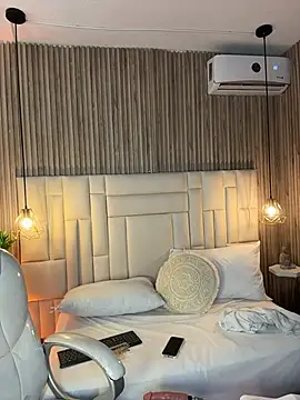 Isabellax21 webcam