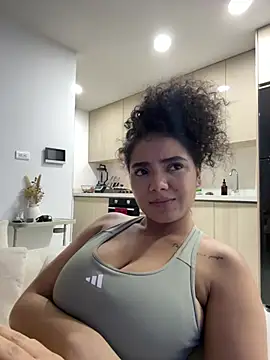 Curlyierr webcam