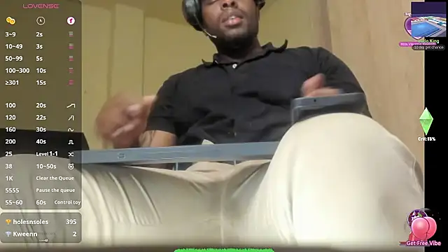 thomas_santtos1 live cam on StripChat