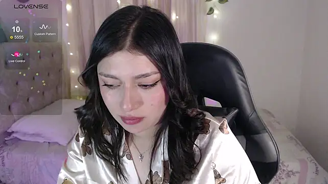 mily_thomson_b_ webcam
