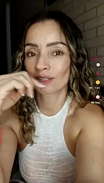 Loly_Horny webcam