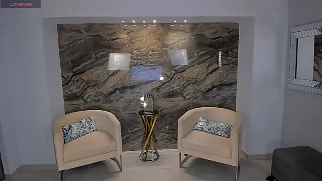 NiaSalvatore webcam
