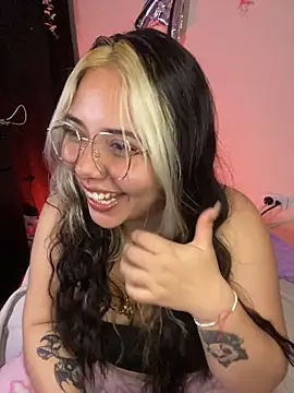 Paulette_Blanche webcam