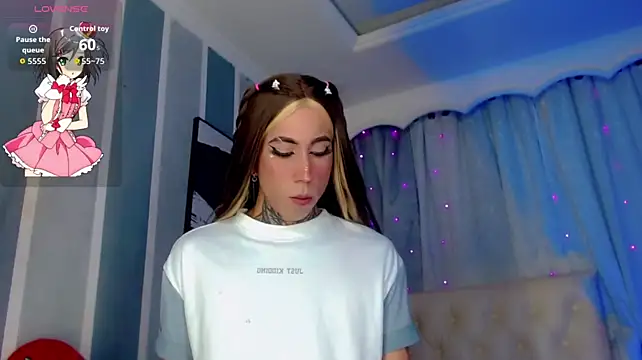 Julia_Bulette1 webcam