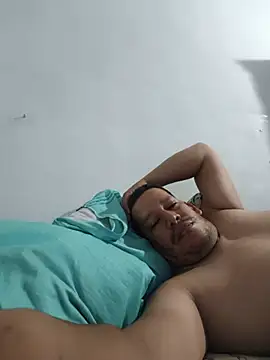 adamantio10 webcam