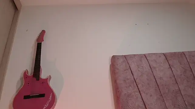 elliot_flame1 webcam