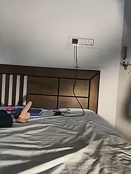 DIRTYSECRET_QUEEN_07 webcam