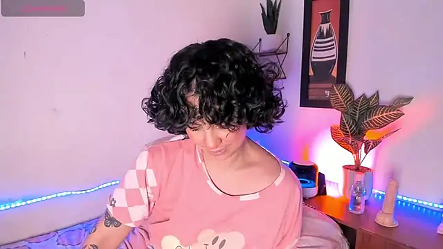adriannyp_1 webcam