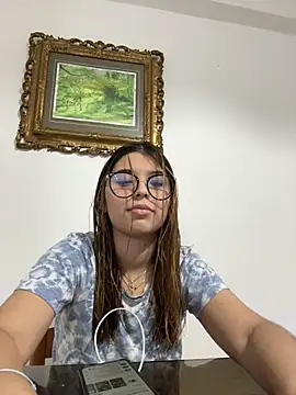 baddieasiantv webcam
