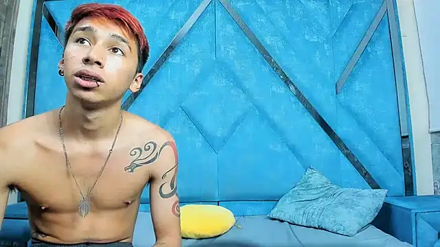LexxyAndAres webcam