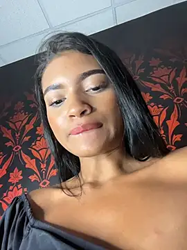 HeyBunnyXXX webcam