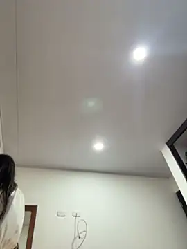 VictoriaLannee webcam