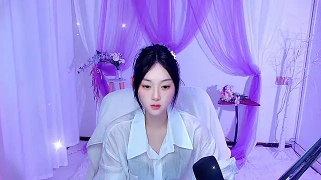 Tili_Lucky webcam