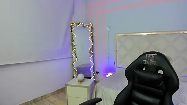 fiory_tay webcam